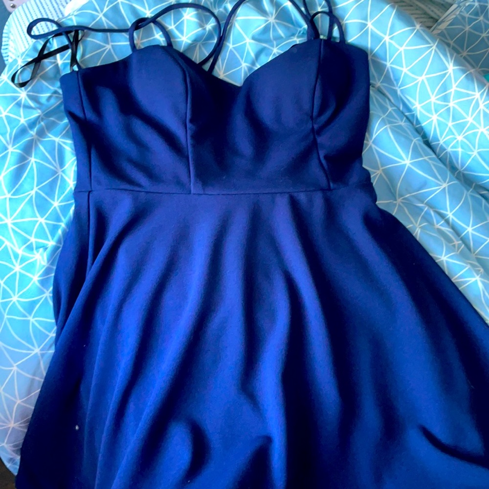 It’s navy blue dress it’s a size 13.